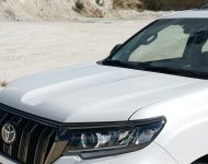 2021 Toyota Land Cruiser Prado - Headlight Wallpaper 190x150