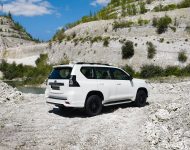 2021 Toyota Land Cruiser Prado - Rear Three-Quarter Wallpaper 190x150