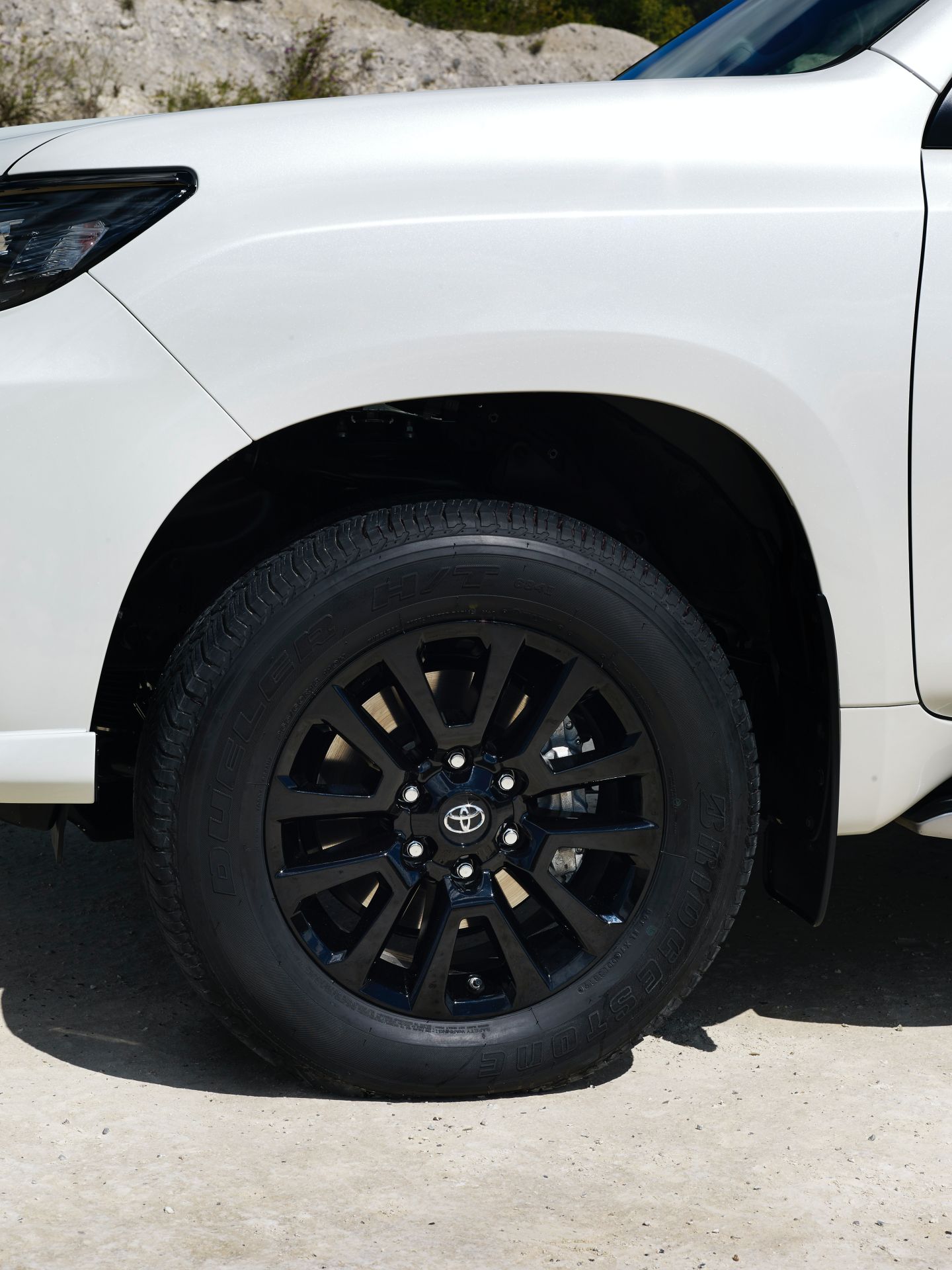 Download 2021 Toyota Land Cruiser Prado - Wheel HD Phone Wallpaper 1440x1920 #65