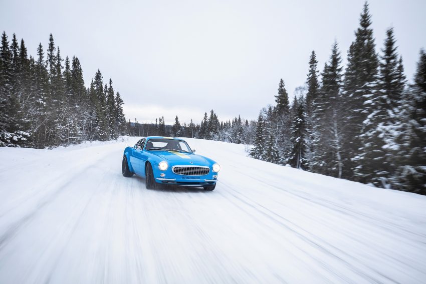 2021 Volvo P1800 Cyan - Front Three-Quarter Wallpaper 850x567 #31