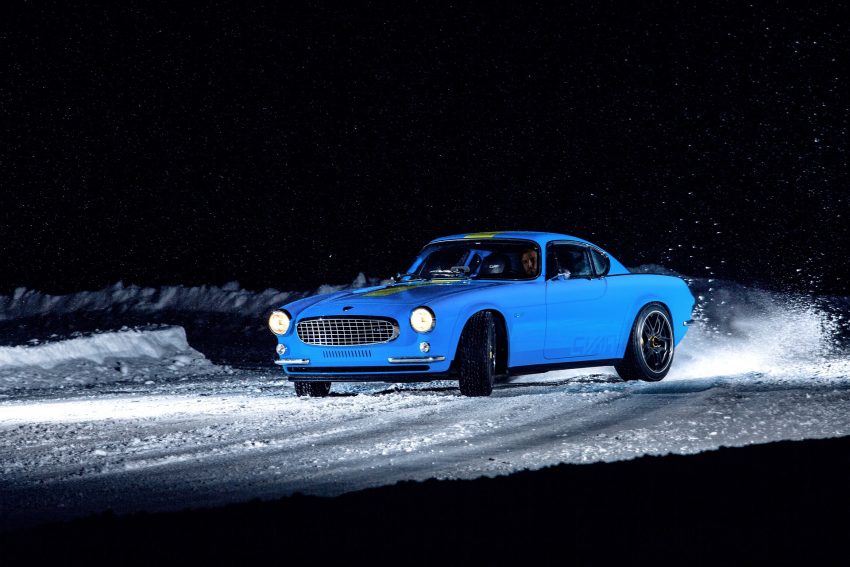 2021 Volvo P1800 Cyan - Front Three-Quarter Wallpaper 850x567 #39