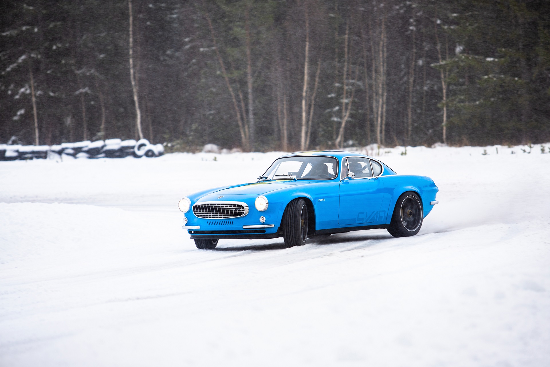Download 2021 Volvo P1800 Cyan - Front Three-Quarter HD Wallpaper 1920x1280 #27