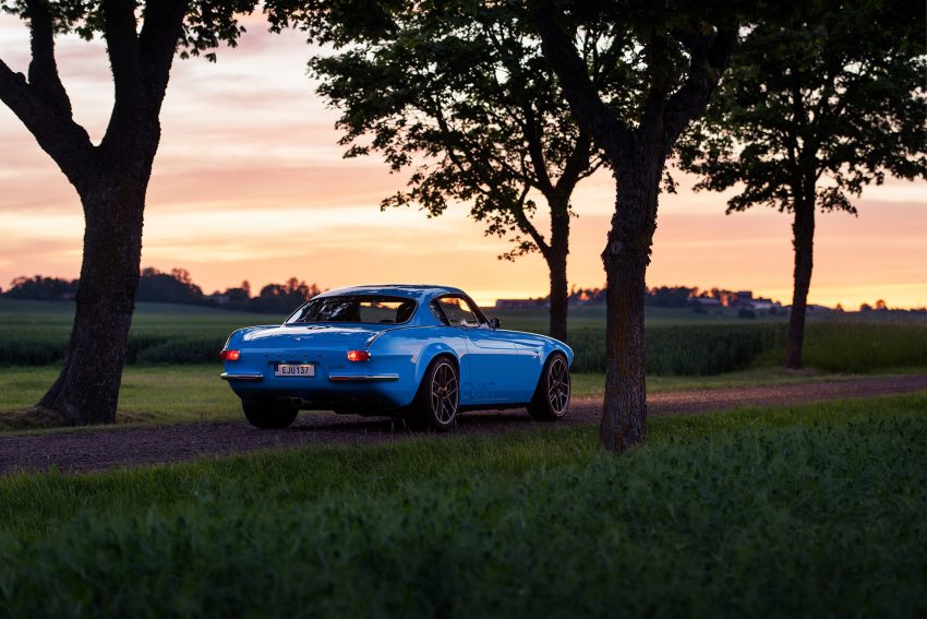 2021 Volvo P1800 Cyan - Rear Three-Quarter Wallpaper 850x567 #10