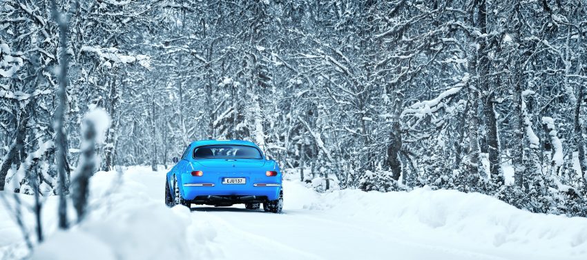 2021 Volvo P1800 Cyan - Rear Wallpaper 850x377 #36