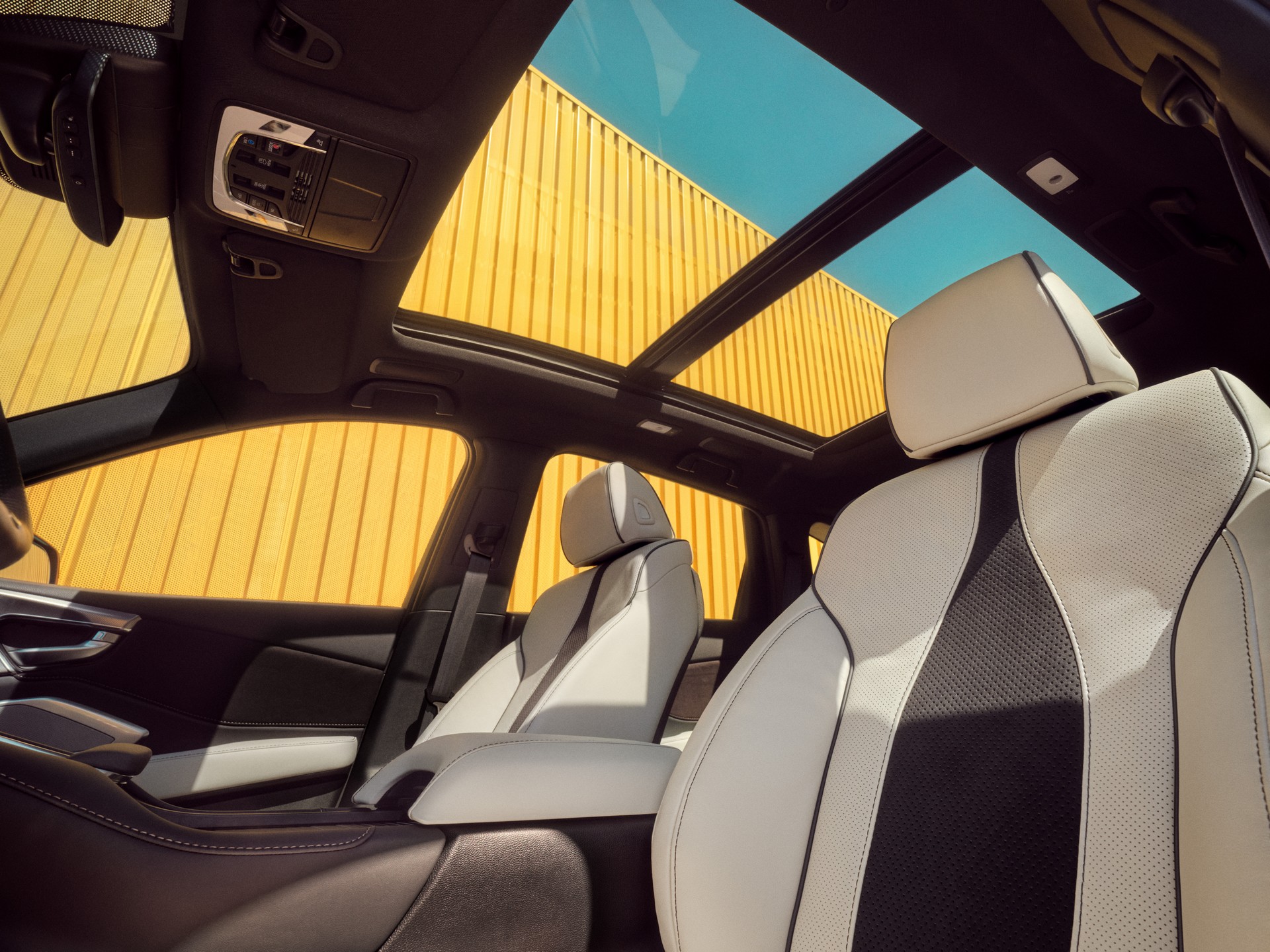 Download 2022 Acura RDX PMC Edition - Panoramic Roof HD Wallpaper 1920x1440 #21