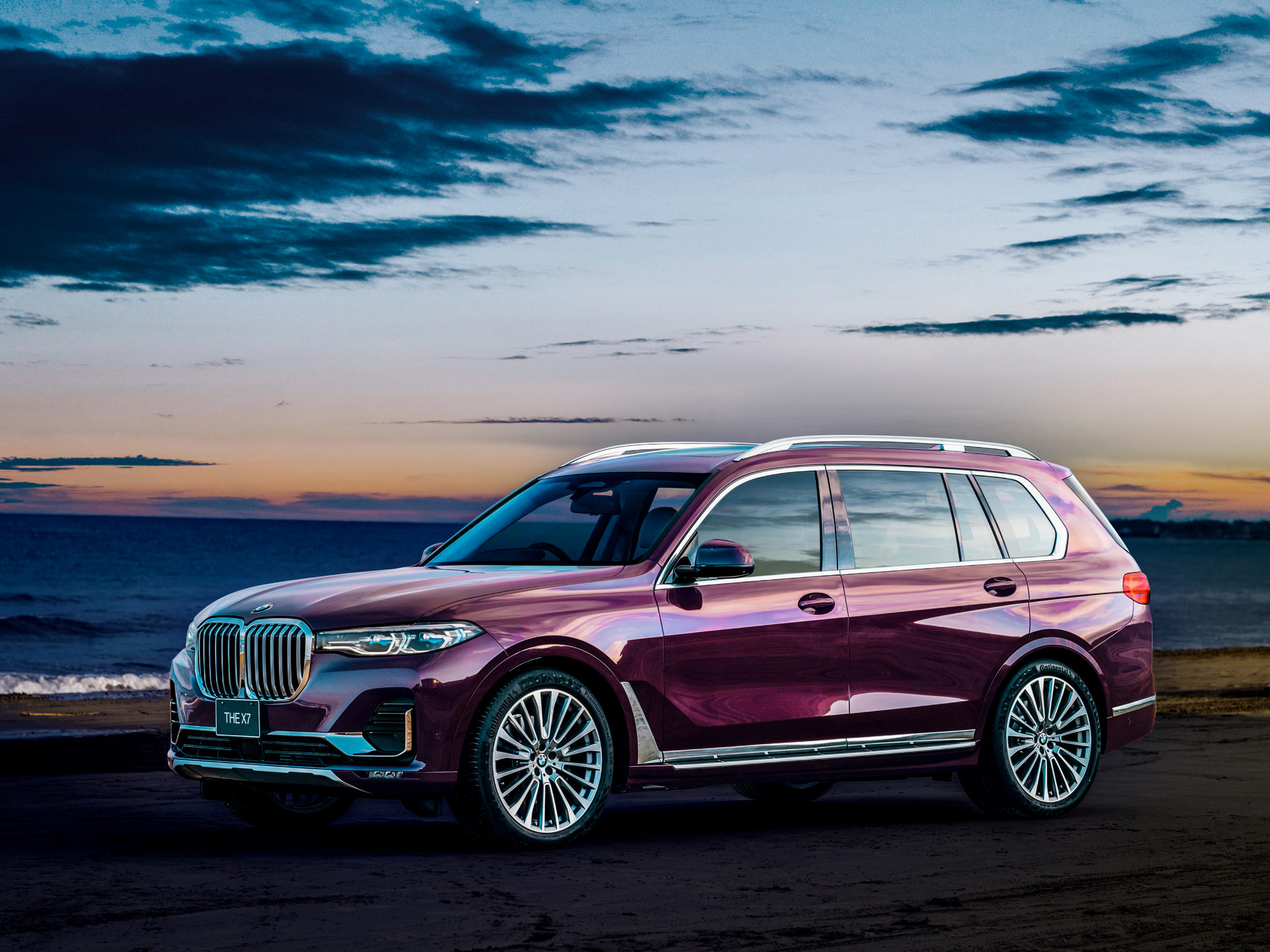 Download 2022 BMW X7 Nishijin Edition - Front Three-Quarter HD Wallpaper 1920x1440 #6
