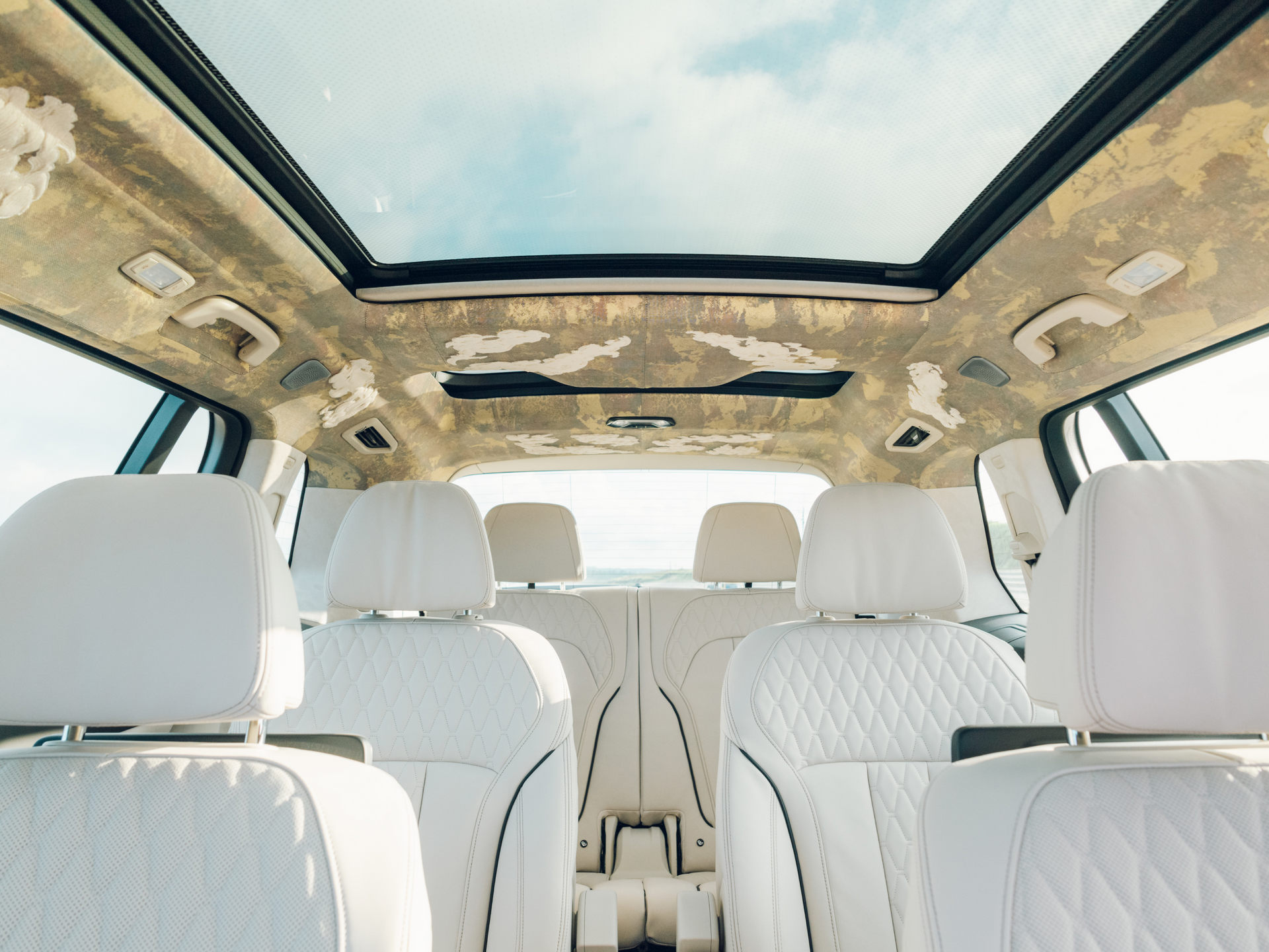 Download 2022 BMW X7 Nishijin Edition - Interior HD Wallpaper 1920x1440 #15