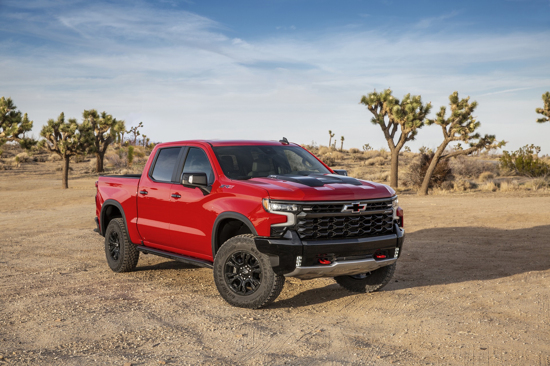 Download 2022 Chevrolet Silverado ZR2 - Front Three-Quarter HD Wallpaper 1920x1280 #17