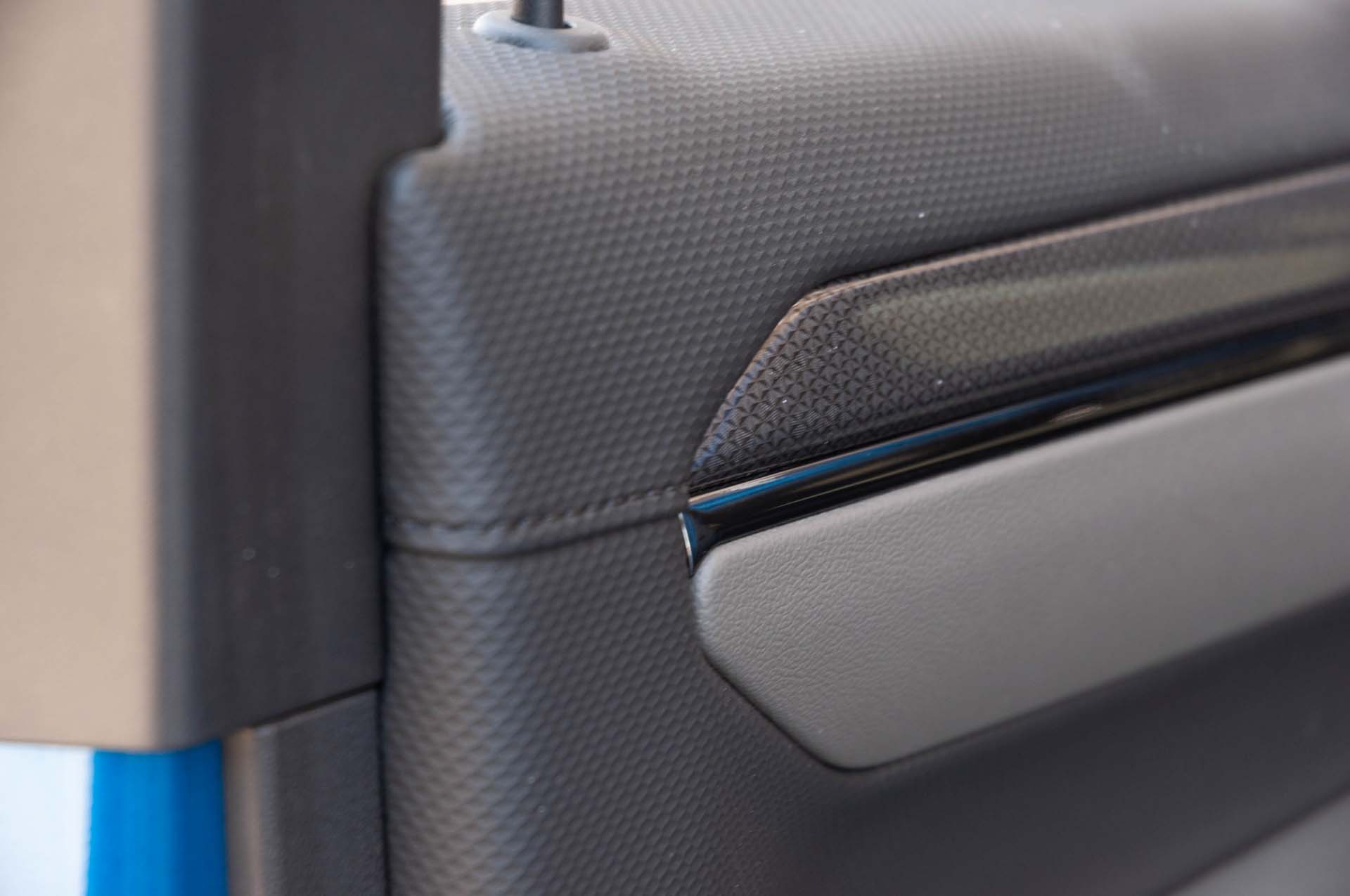 Download 2022 Chevrolet Silverado ZR2 - Interior, Detail HD Wallpaper 1920x1275 #91