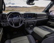 2022 Chevrolet Silverado ZR2 - Interior Wallpaper 190x150