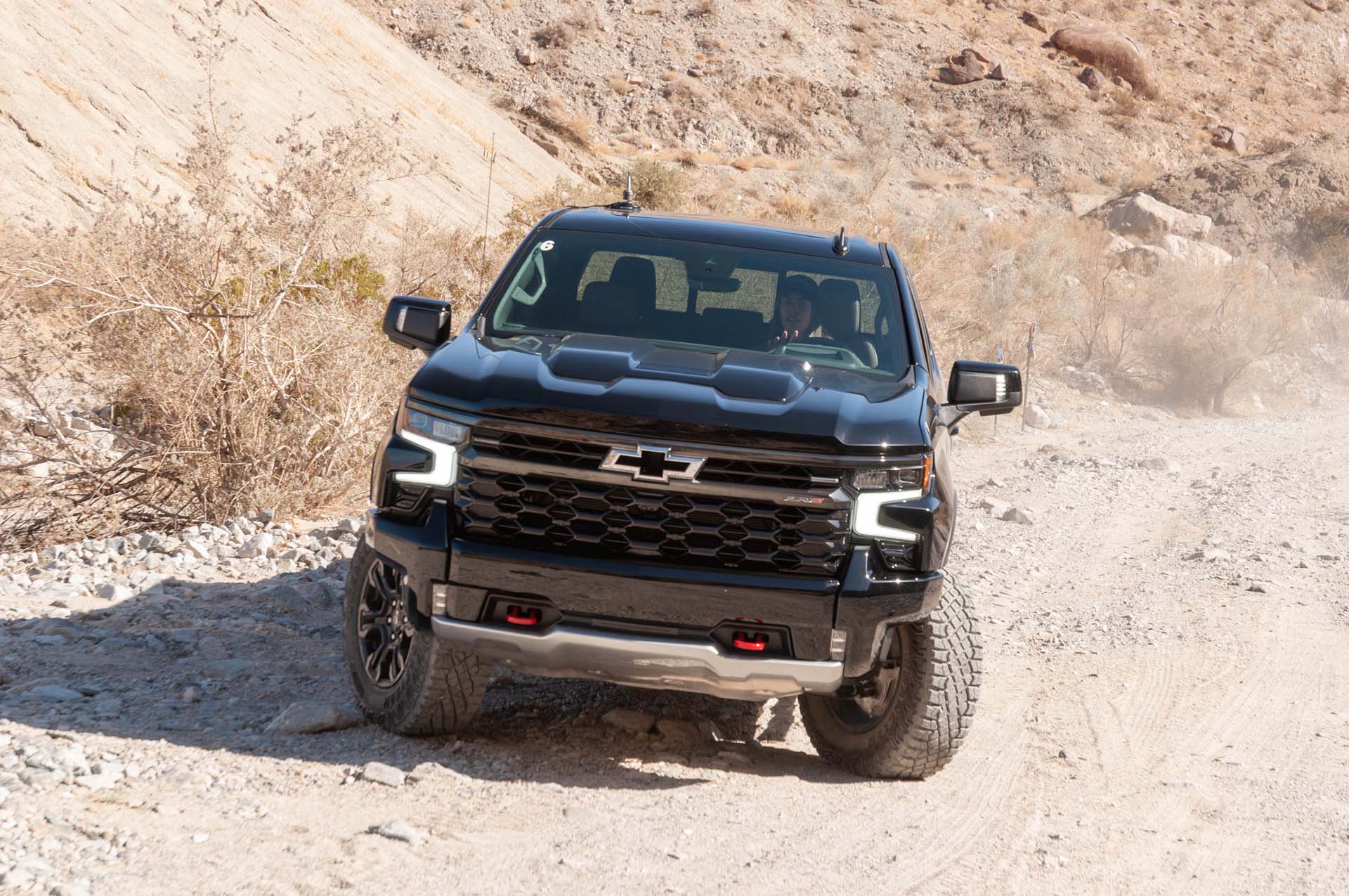 Download 2022 Chevrolet Silverado ZR2 - Off-Road HD Wallpaper 1920x1275 #48