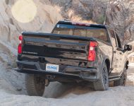 2022 Chevrolet Silverado ZR2 - Off-Road Wallpaper 190x150