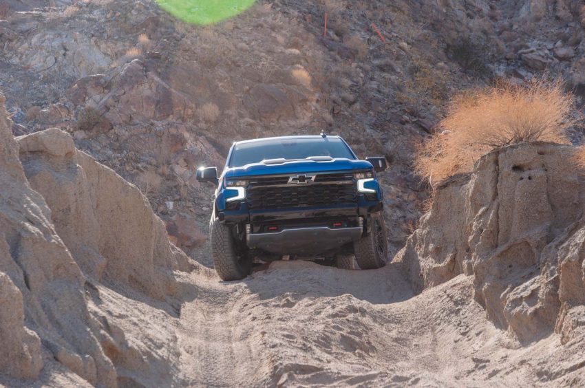 2022 Chevrolet Silverado ZR2 - Off-Road Wallpaper 850x564 #41