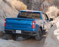 2022 Chevrolet Silverado ZR2 - Off-Road Wallpaper 190x150
