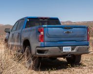 2022 Chevrolet Silverado ZR2 - Rear Three-Quarter Wallpaper 190x150