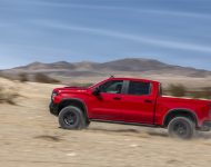 2022 Chevrolet Silverado ZR2 - Side Wallpaper 190x150