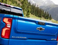 2022 Chevrolet Silverado ZR2 - Tail Light Wallpaper 190x150