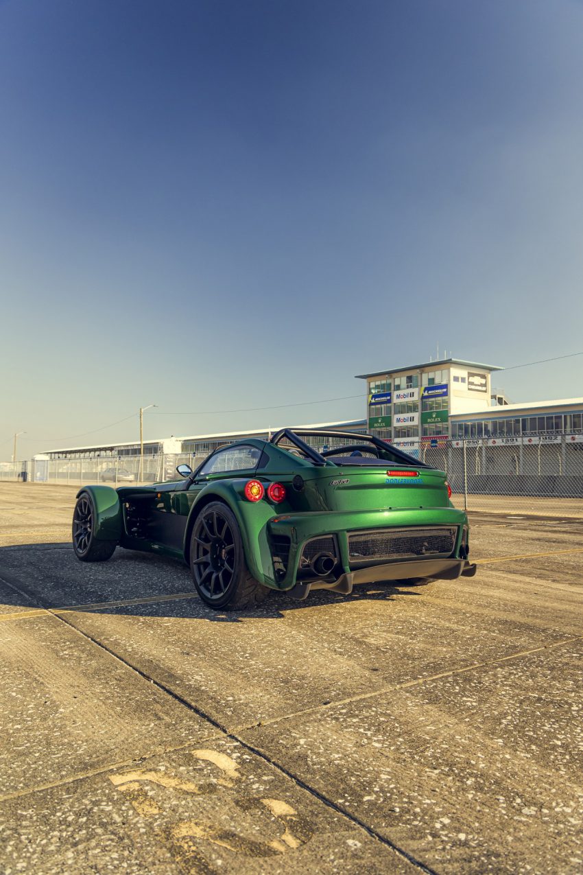 2022 Donkervoort D8 GTO Individual Series - Rear Phone Wallpaper 850x1275 #37