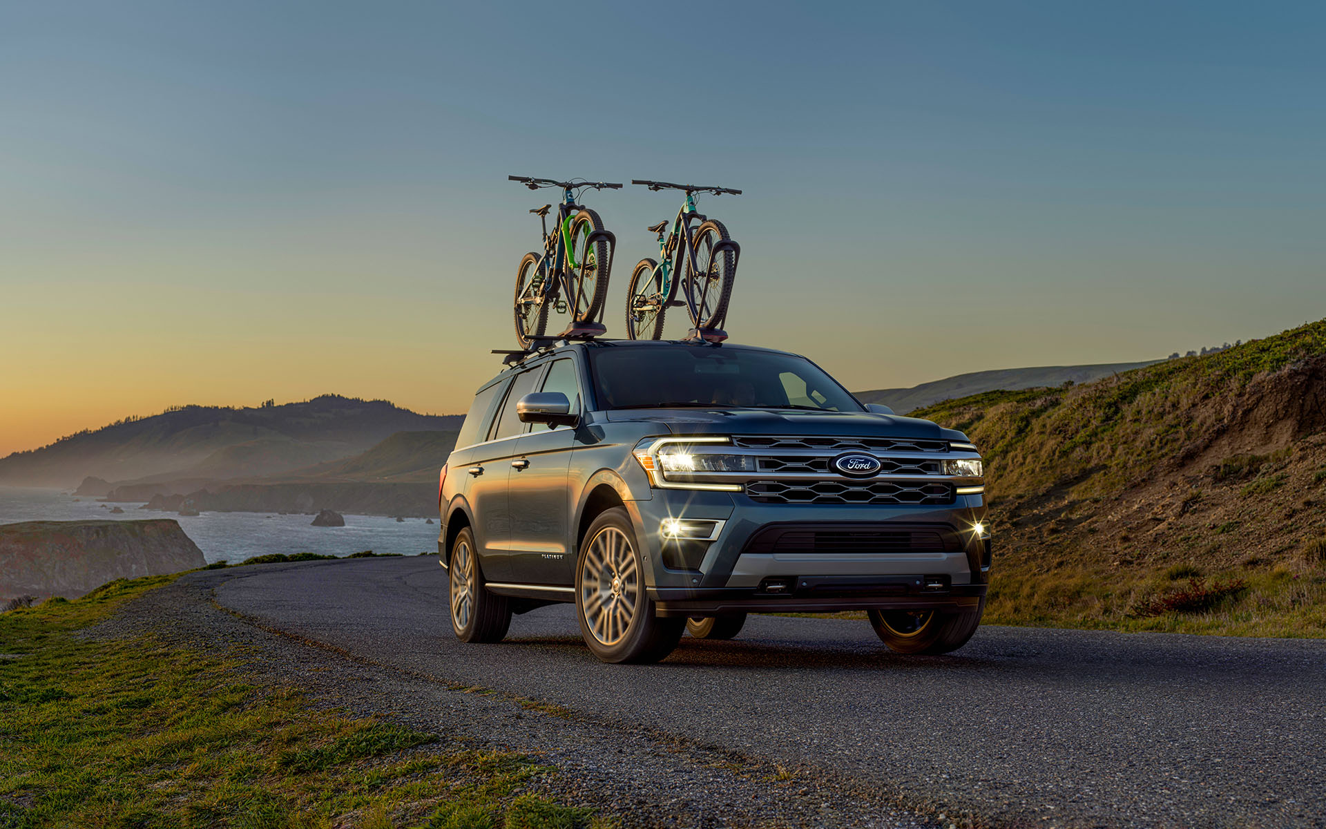 Download 2022 Ford Expedition Platinum - Front HD Wallpaper 1920x1200 #5