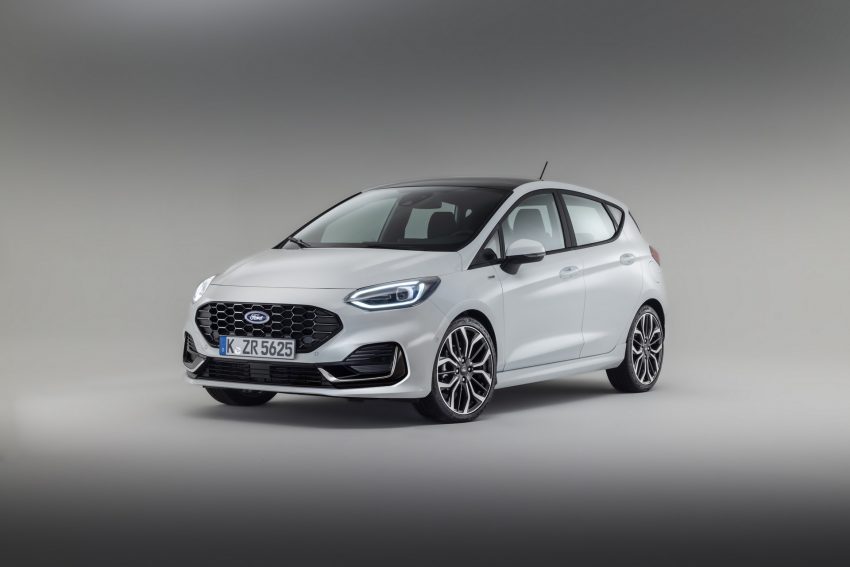 2022 Ford Fiesta ST Line - Front Three-Quarter Wallpaper 850x567 #6