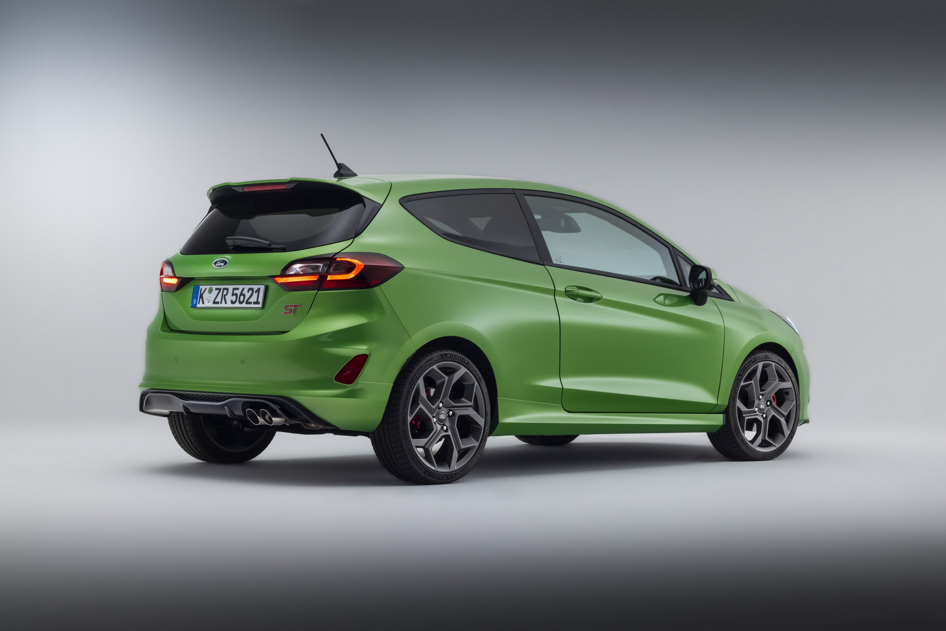 Download 2022 Ford Fiesta ST - Rear Three-Quarter HD Wallpaper 1920x1281 #8