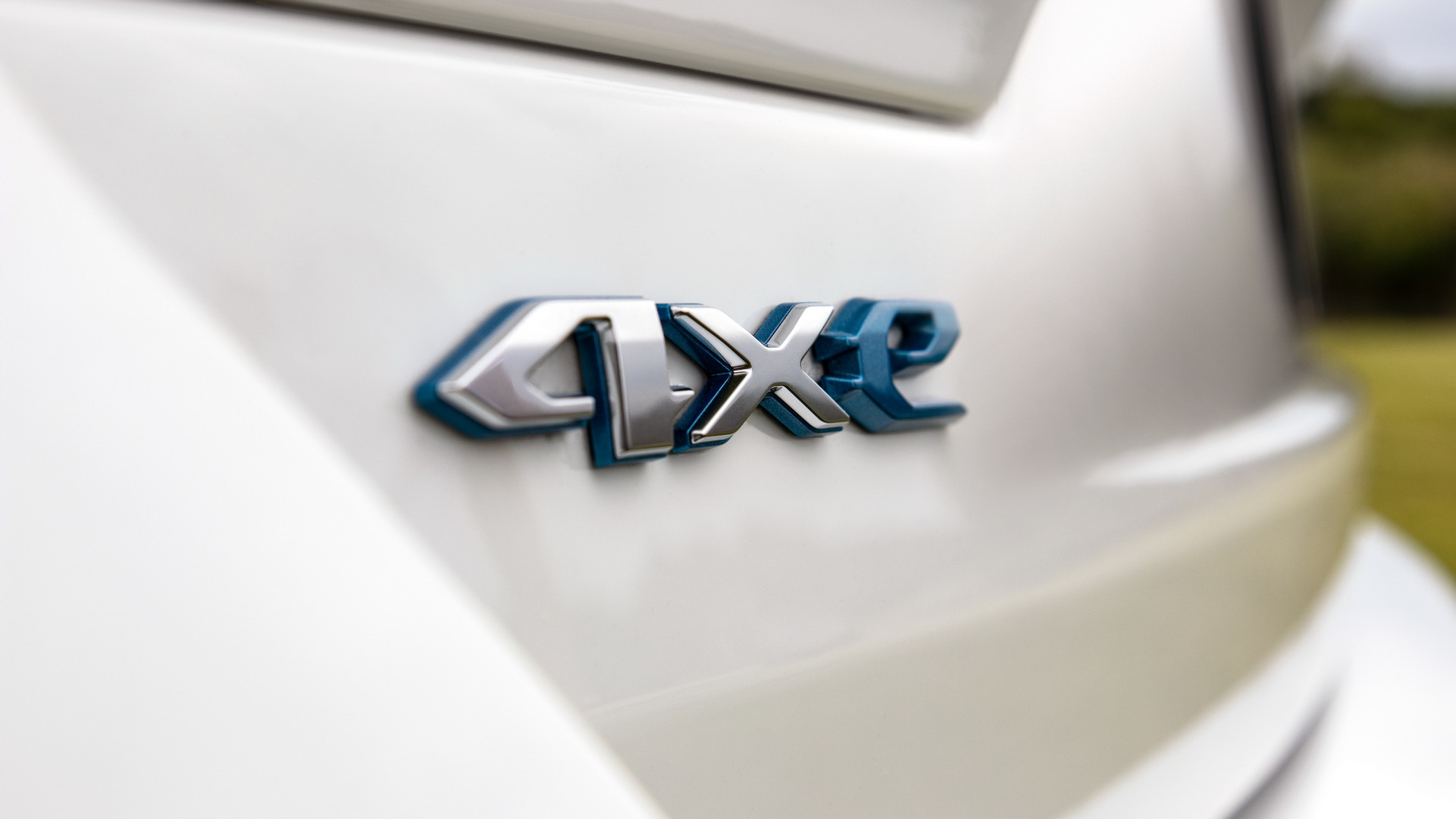 Download 2022 Jeep Grand Cherokee Trailhawk 4xe - Badge HD Wallpaper 1921x1081 #51