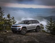 2022 Jeep Grand Cherokee Trailhawk 4xe - Front Three-Quarter Wallpaper 190x150
