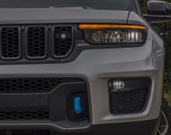 2022 Jeep Grand Cherokee Trailhawk 4xe - Headlight Wallpaper 190x150