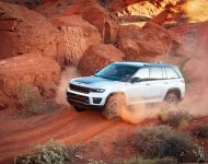 2022 Jeep Grand Cherokee Trailhawk 4xe - Off-Road Wallpaper 190x150