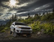 2022 Jeep Grand Cherokee Trailhawk 4xe - Off-Road Wallpaper 190x150