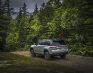 2022 Jeep Grand Cherokee Trailhawk 4xe - Off-Road Wallpaper 190x150