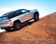 2022 Jeep Grand Cherokee Trailhawk 4xe - Off-Road Wallpaper 190x150