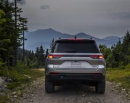 2022 Jeep Grand Cherokee Trailhawk 4xe - Off-Road Wallpaper 190x150