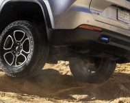 2022 Jeep Grand Cherokee Trailhawk 4xe - Off-Road Wallpaper 190x150