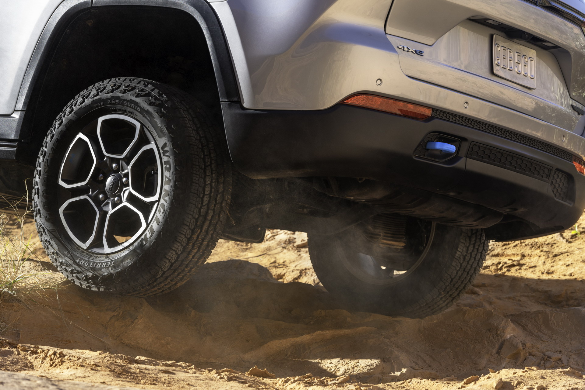 Download 2022 Jeep Grand Cherokee Trailhawk 4xe - Off-Road HD Wallpaper 1921x1283 #21