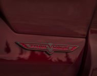 2022 Jeep Grand Cherokee Trailhawk - Badge Wallpaper 190x150
