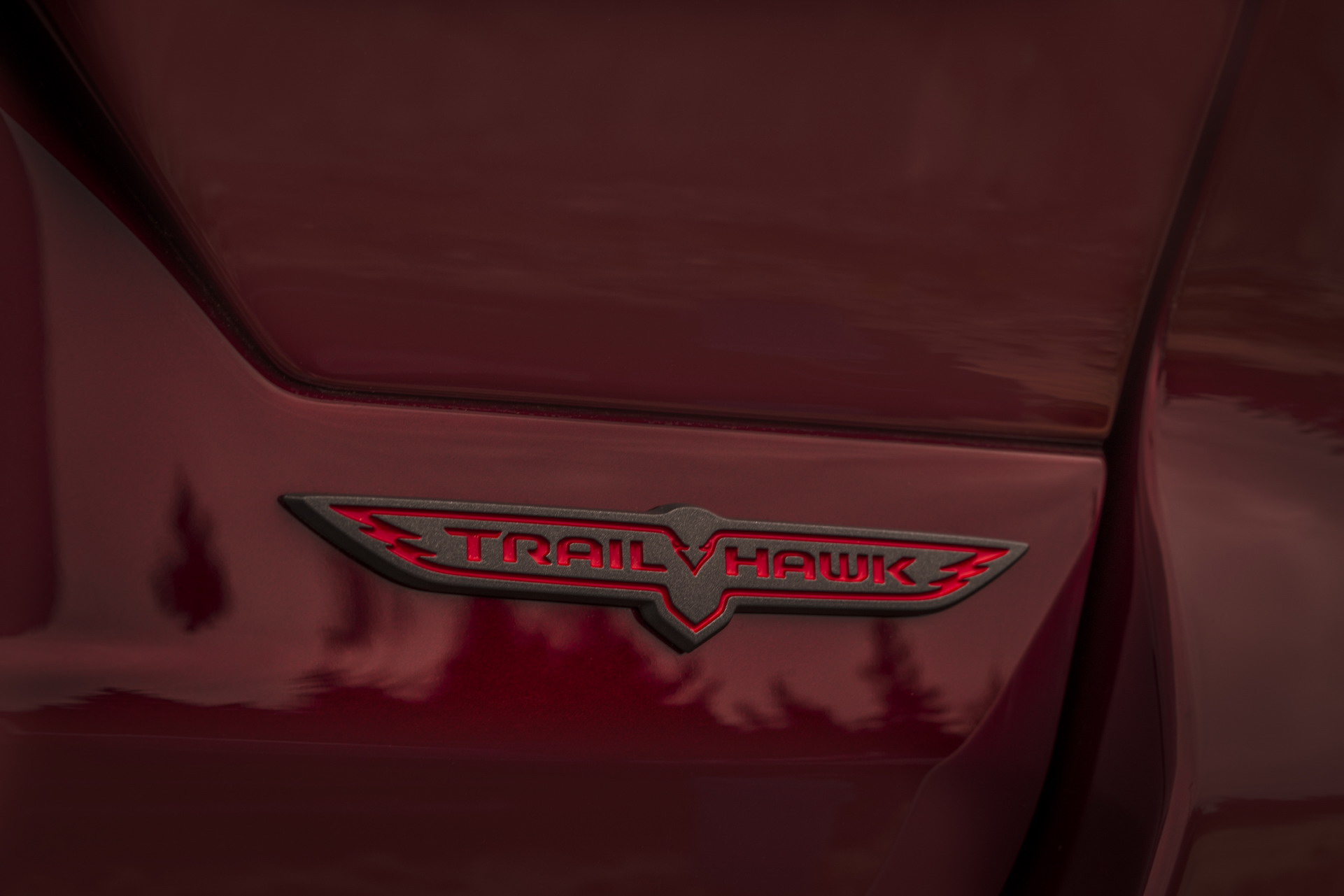 Download 2022 Jeep Grand Cherokee Trailhawk - Badge HD Wallpaper 1921x1281 #37