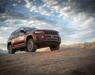 2022 Jeep Grand Cherokee Trailhawk - Front Three-Quarter Wallpaper 190x150