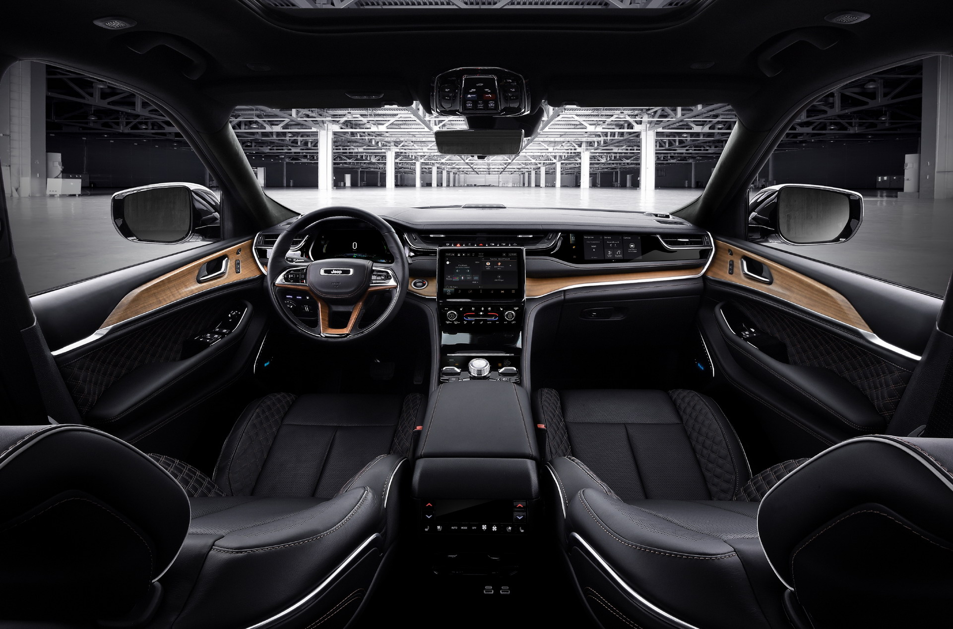 Download 2022 Jeep Grand Cherokee Trailhawk - Interior, Cockpit HD Wallpaper 1921x1269 #42
