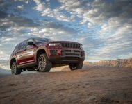 2022 Jeep Grand Cherokee Trailhawk - Off-Road Wallpaper 190x150