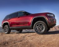 2022 Jeep Grand Cherokee Trailhawk - Off-Road Wallpaper 190x150