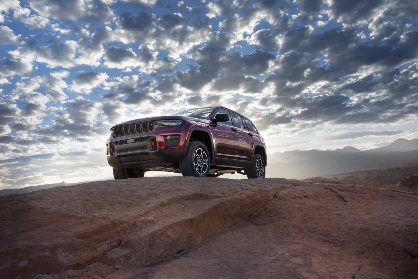 2022 Jeep Grand Cherokee Trailhawk - Off-Road Wallpaper 850x567 #8