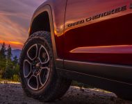 2022 Jeep Grand Cherokee Trailhawk - Wheel Wallpaper 190x150