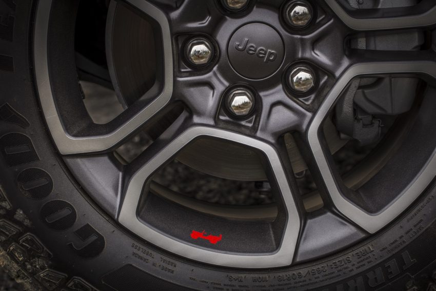 2022 Jeep Grand Cherokee Trailhawk - Wheel Wallpaper 850x567 #34