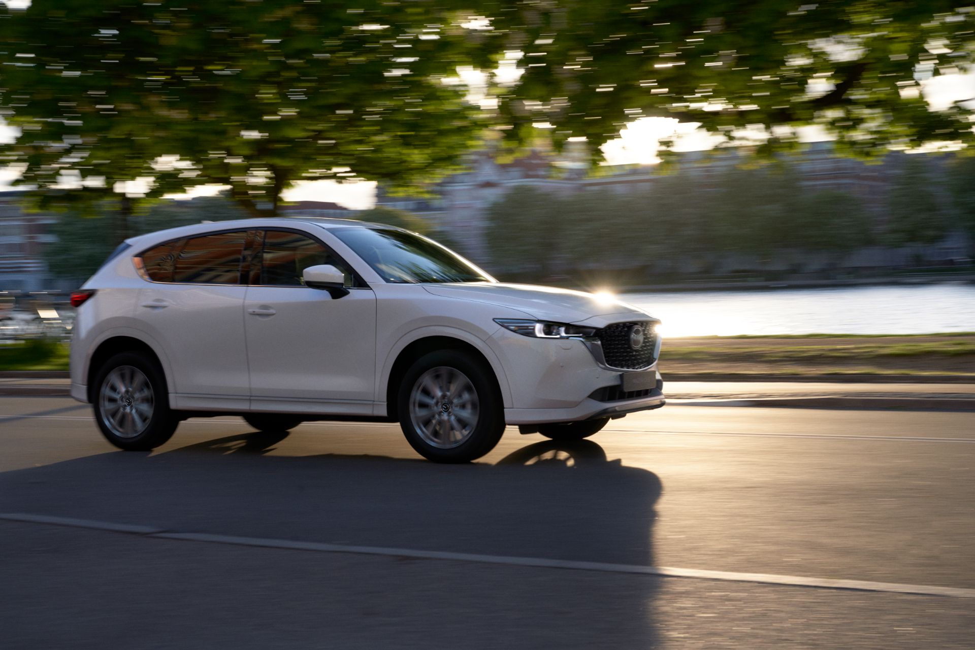 Download 2022 Mazda CX-5 - Front Three-Quarter HD Wallpaper 1920x1281 #25