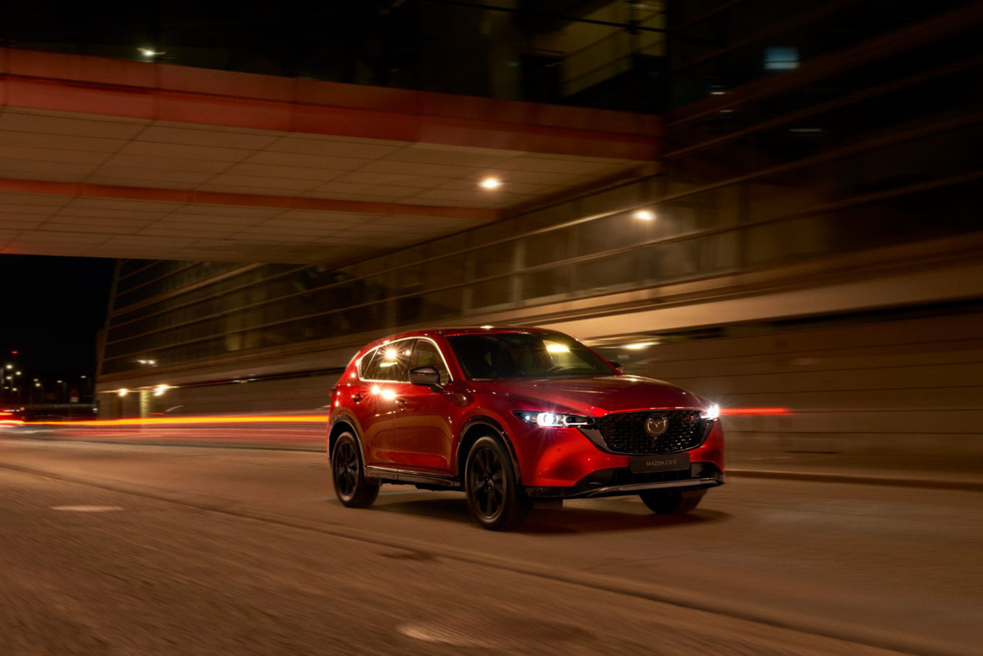 Download 2022 Mazda CX-5 - Front Three-Quarter HD Wallpaper 1921x1282 #19