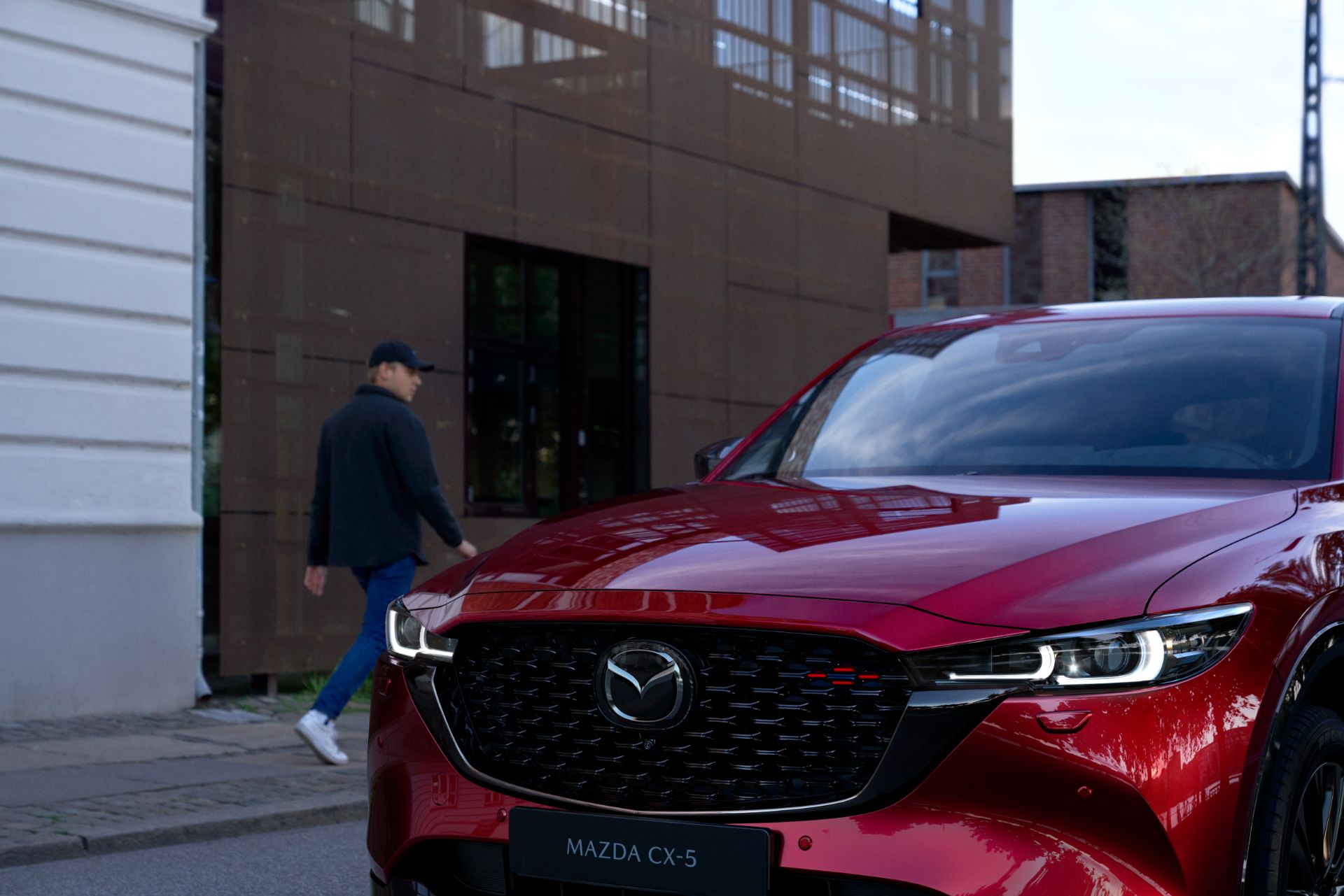 Download 2022 Mazda CX-5 - Front HD Wallpaper 1920x1281 #24