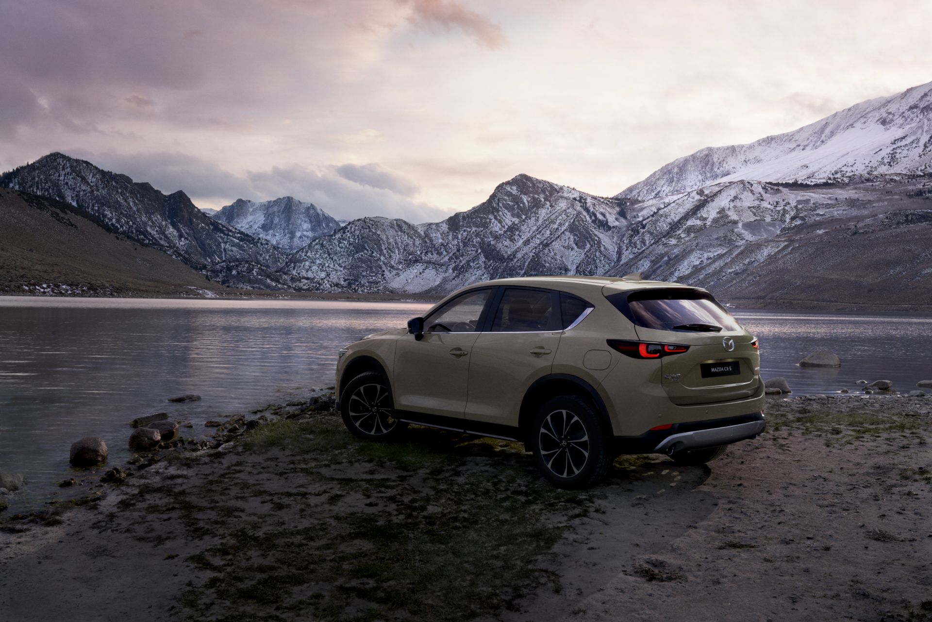 Download 2022 Mazda CX-5 - Rear Three-Quarter HD Wallpaper 1920x1281 #4
