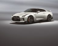 2022 Nissan GT-R T-Spec Edition - Front Three-Quarter Wallpaper 190x150