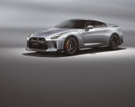 2022 Nissan GT-R T-Spec Edition - Front Three-Quarter Wallpaper 190x150